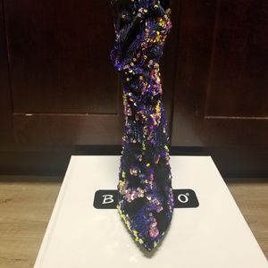 Glitz Bamboo sequin boots NWT